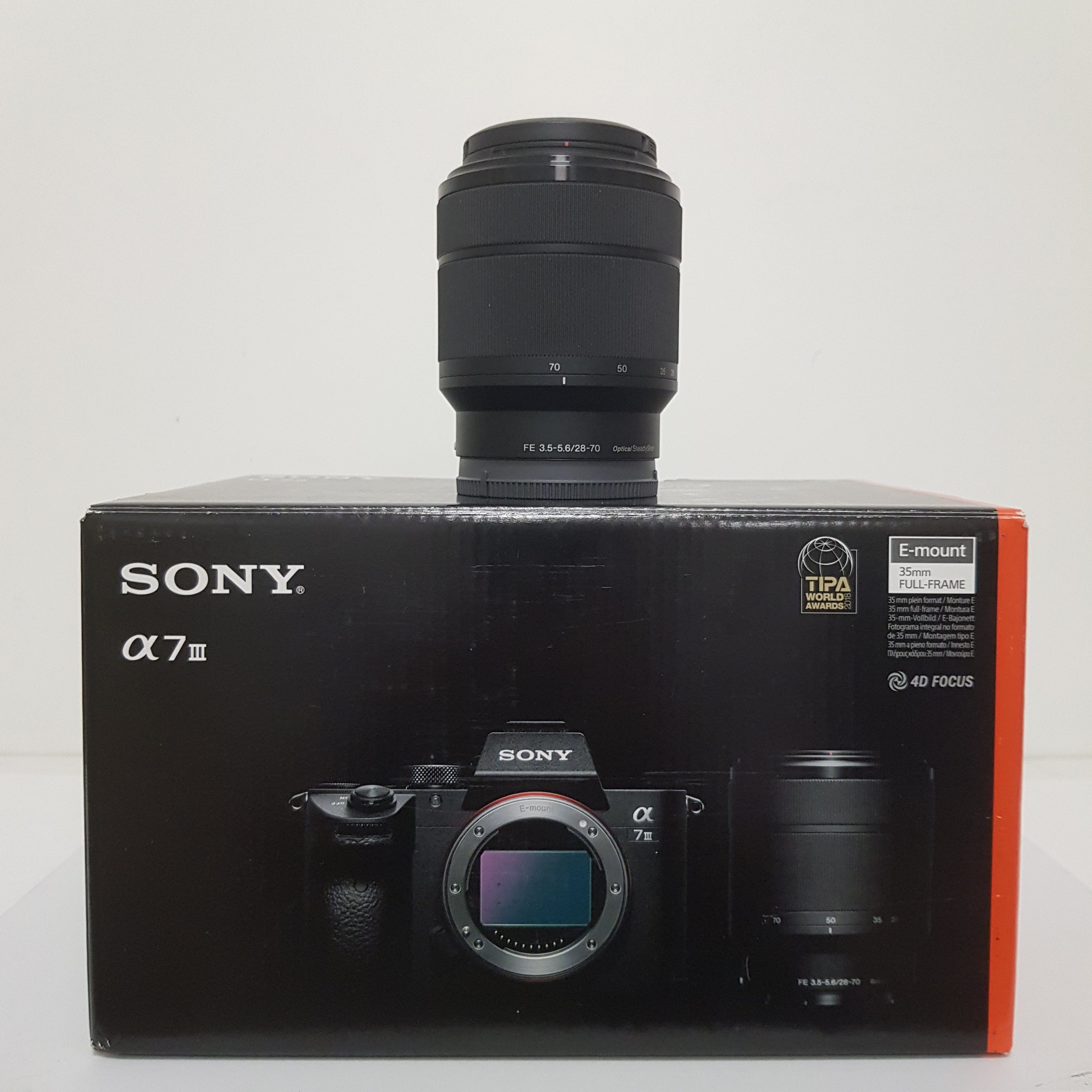 Obiettivo Sony 28-70 FE 3.5-5.6 usato