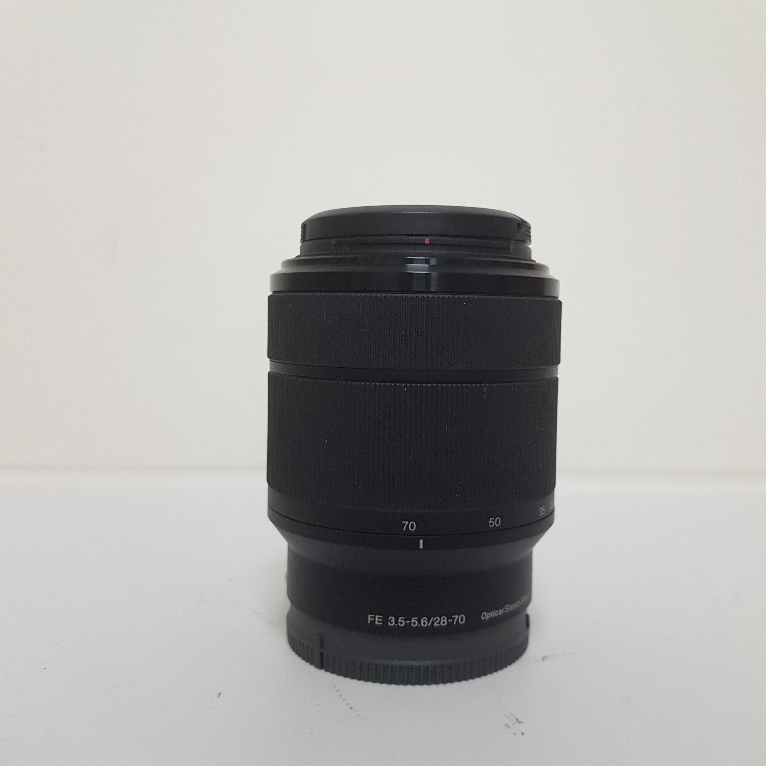 Obiettivo Sony 28-70 FE 3.5-5.6 usato