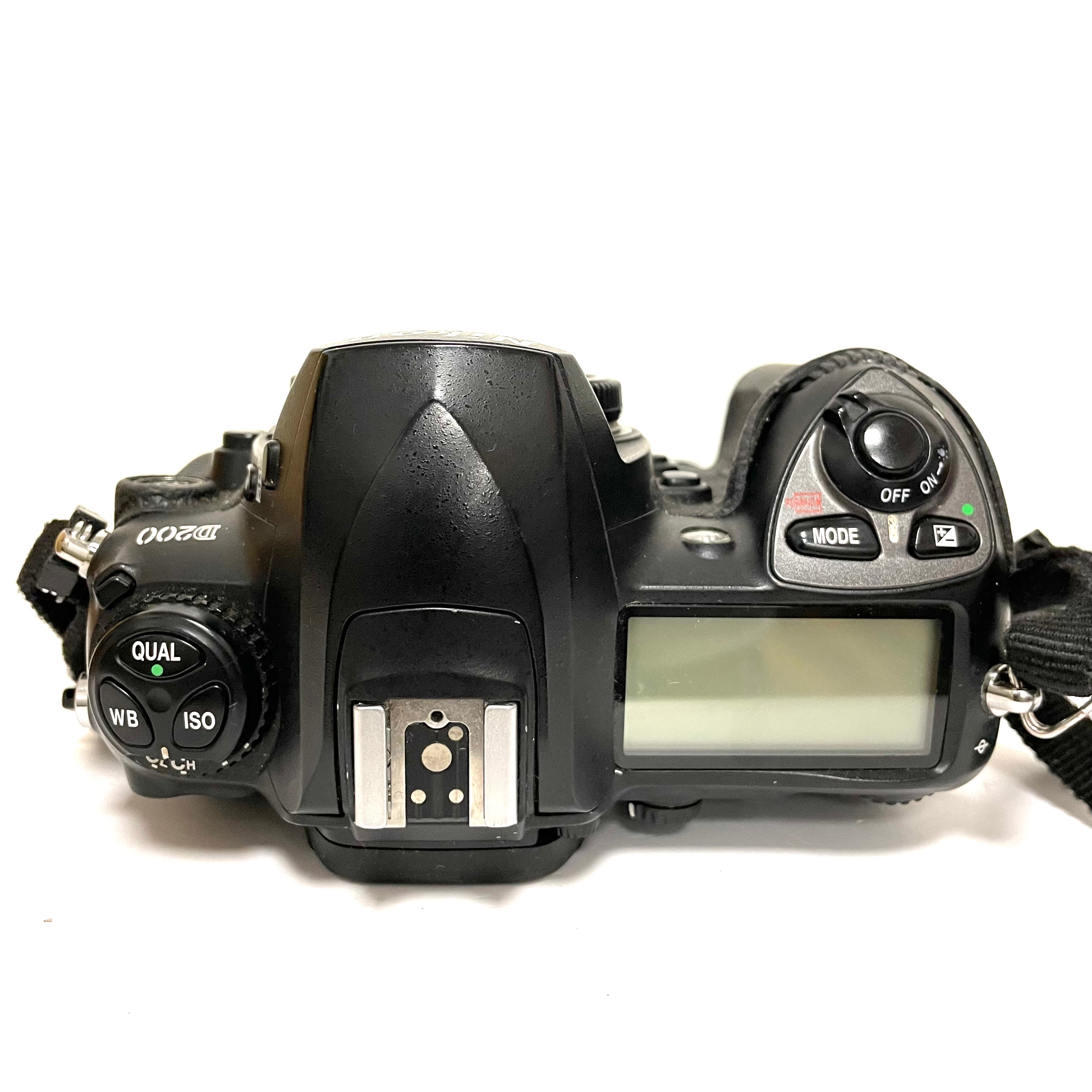 Nikon D200 + grip usato