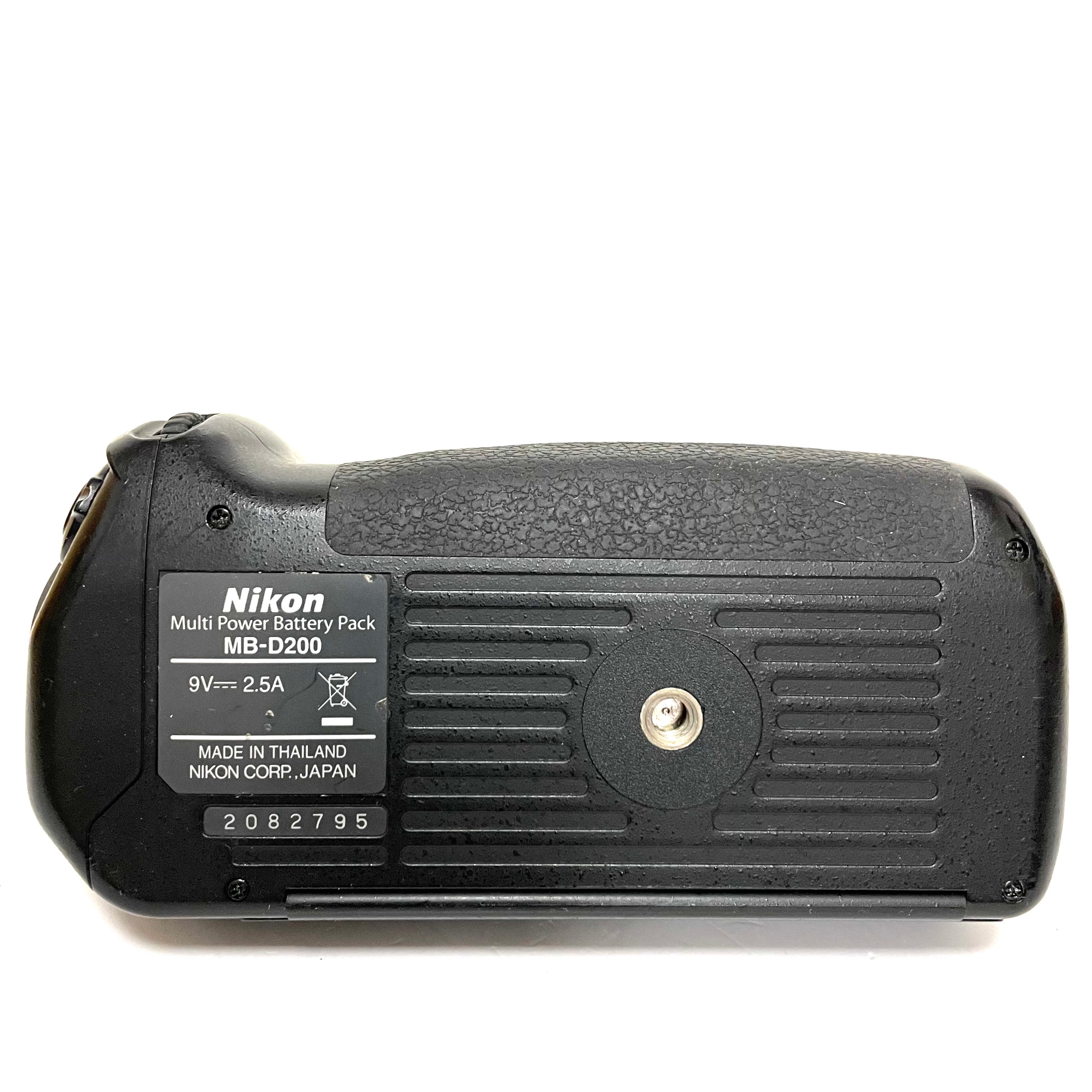 Nikon D200 + grip usato