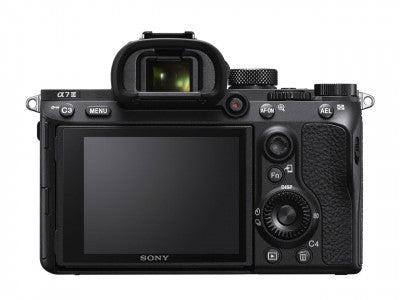 Sony a7III + FE 28-70mm F3.5-5.6 OSS 7m3 Garanzia Sony Italia 2+1 - Cine Sud è da 48 anni sul mercato! ILCE7M3KB