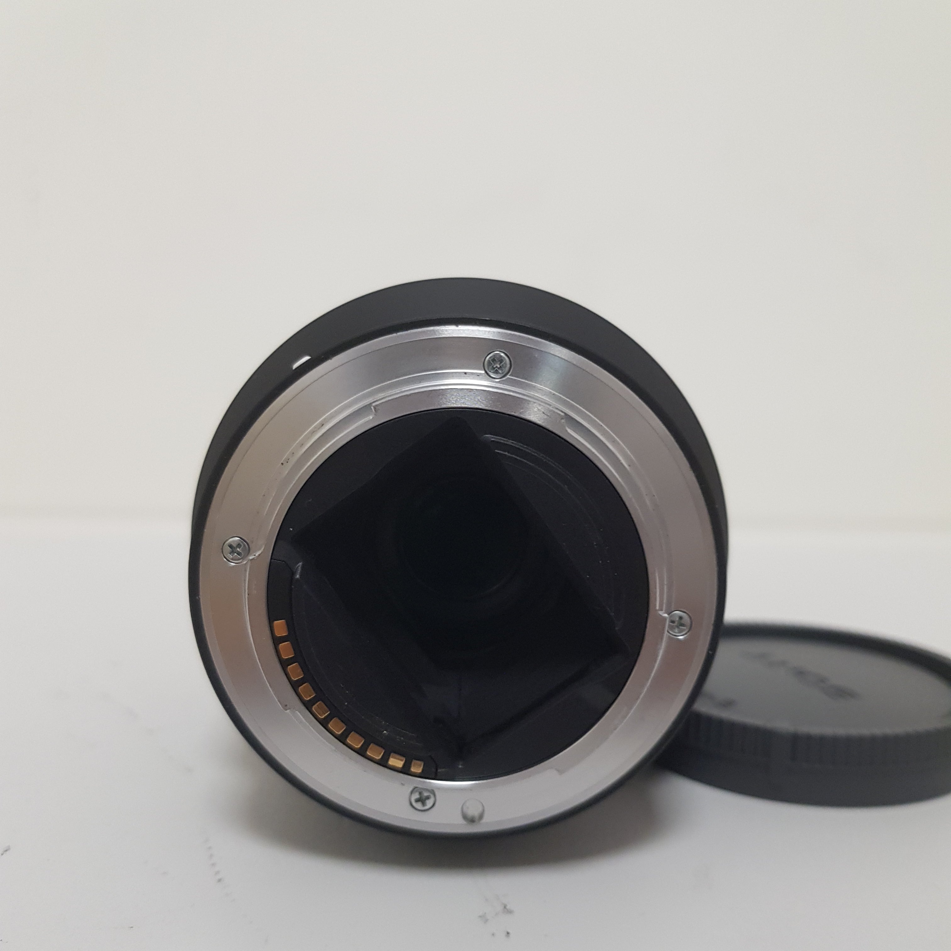 Obiettivo Sony 28-70 FE 3.5-5.6 usato