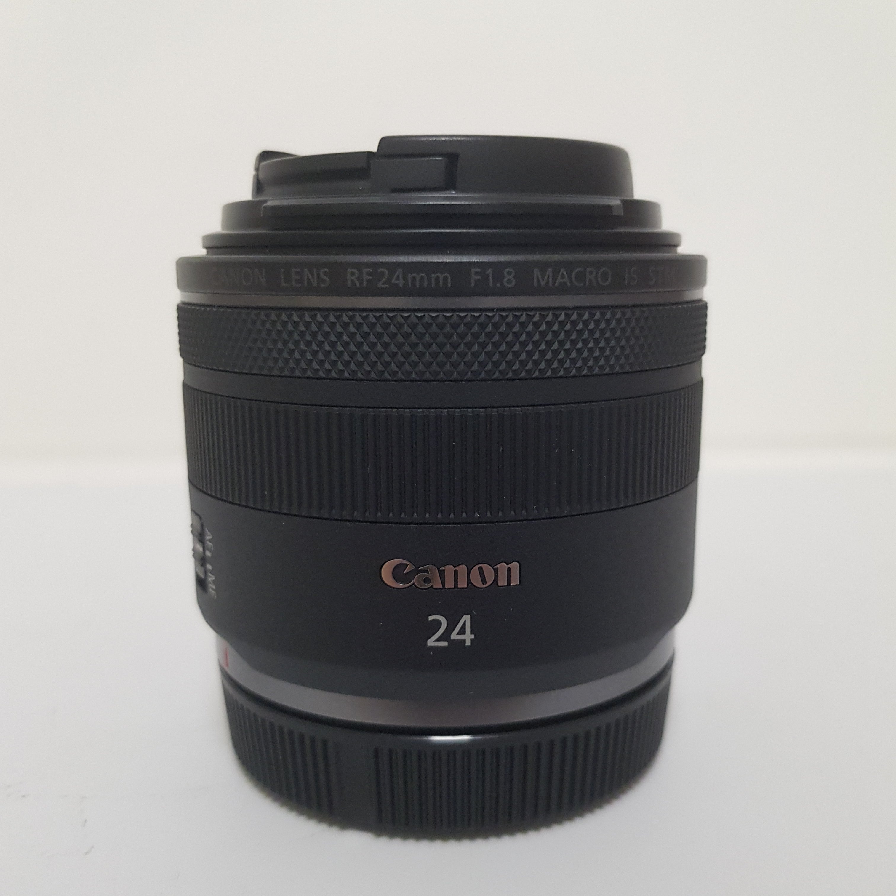Obiettivo Canon RF 24mm F1.8 Macro IS STM usato