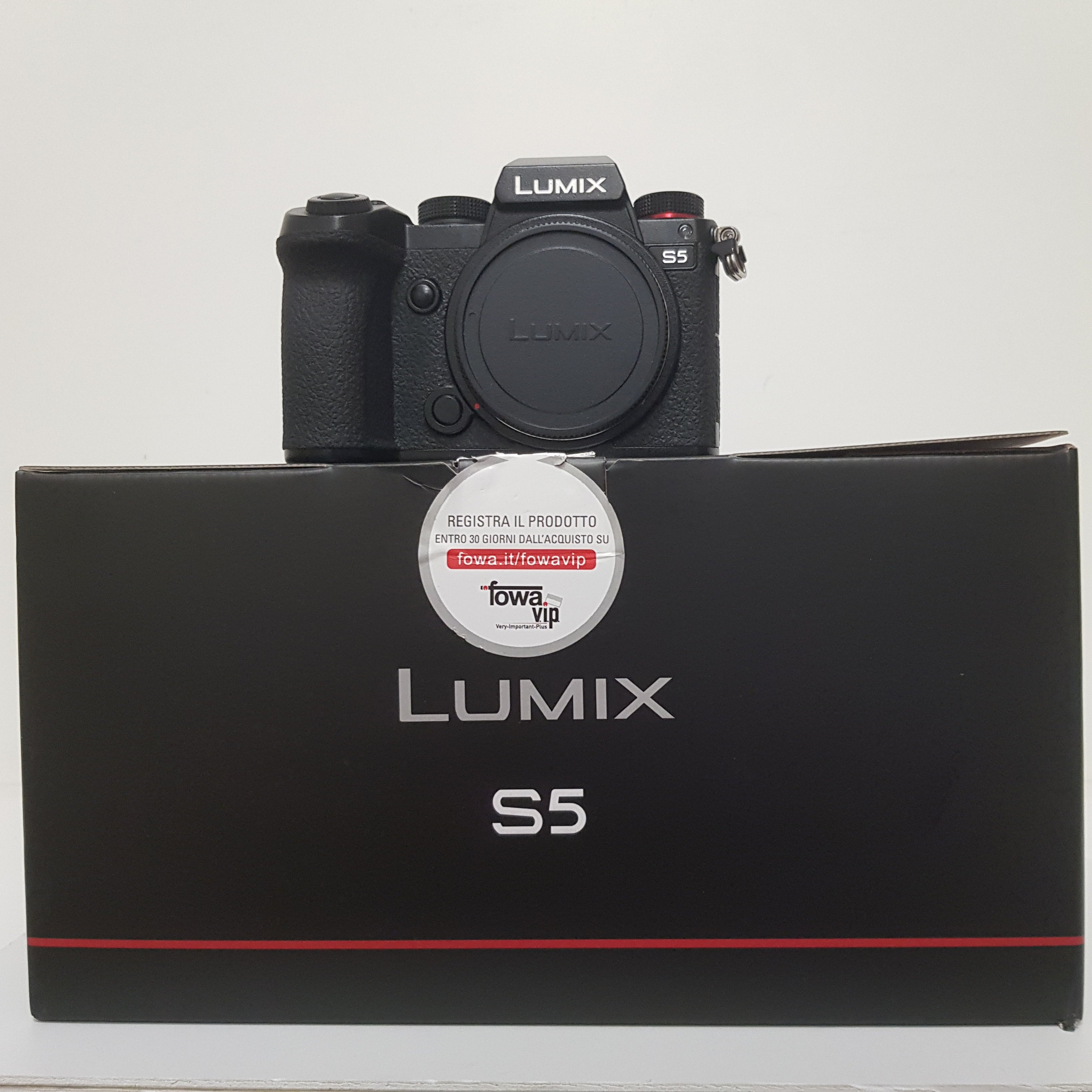 Mirrorless Panasonic Lumix S5 body usato