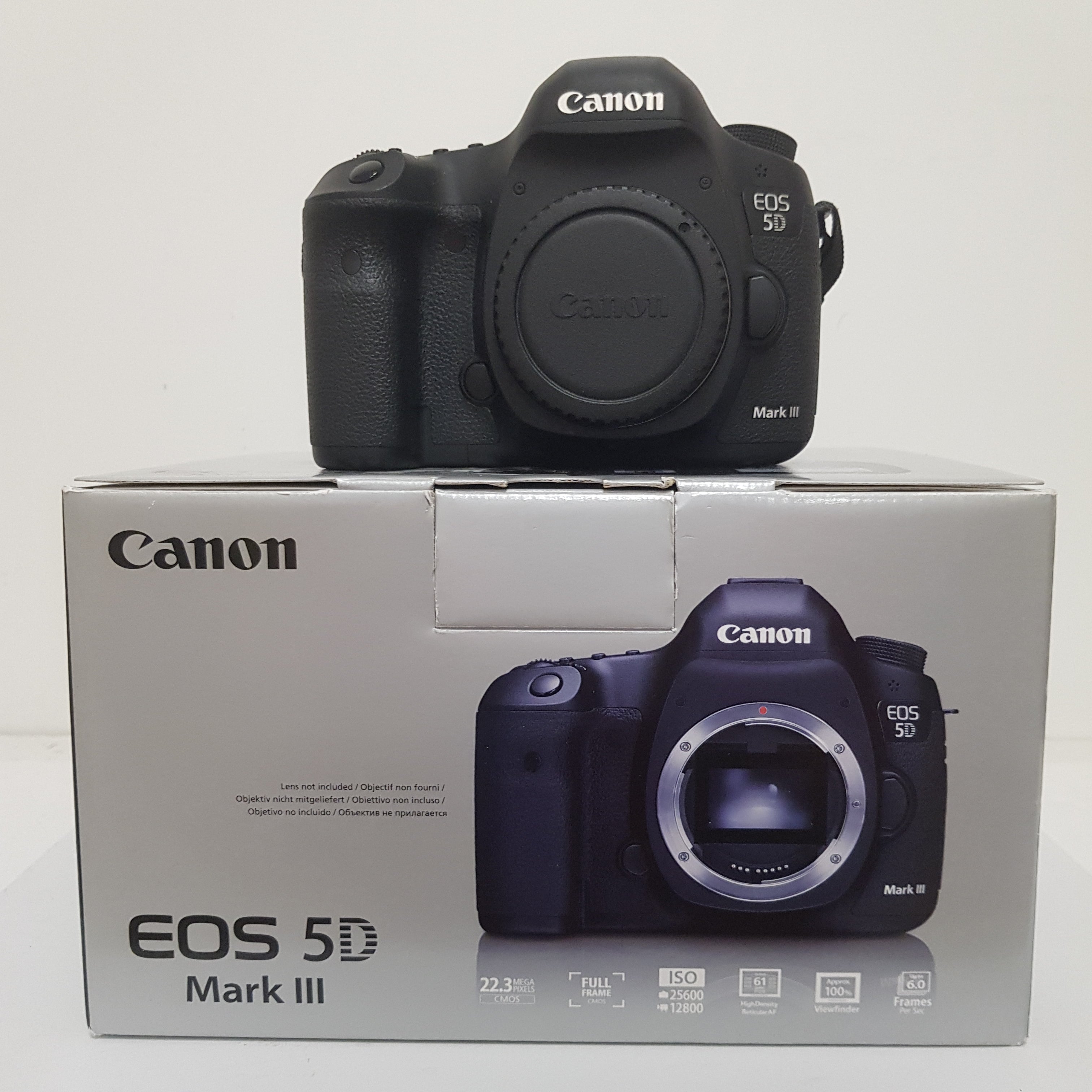 Reflex Canon 5D Mark III body usato