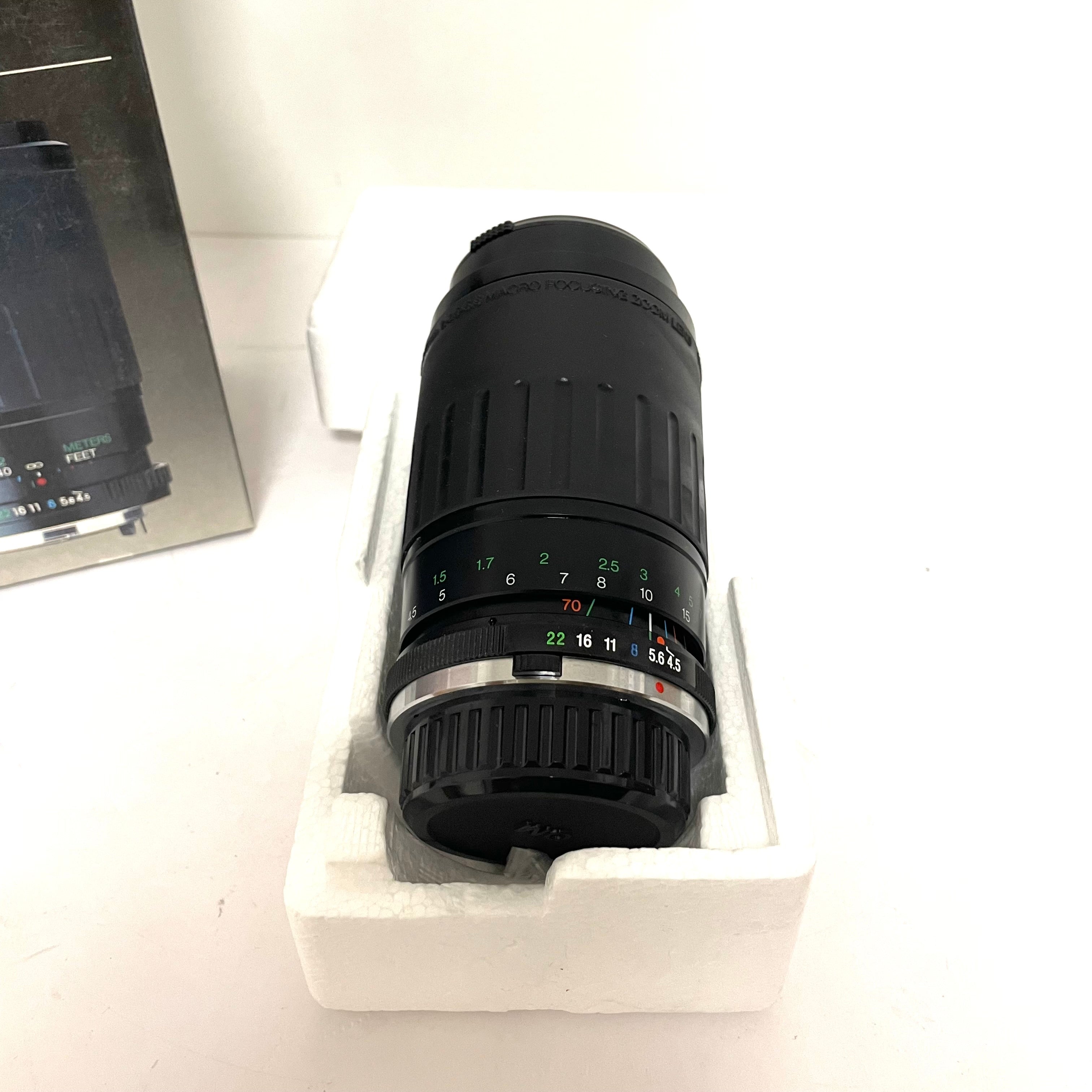Vivitar 70-210mm f4.5-f5.6 Macro 1:4 x