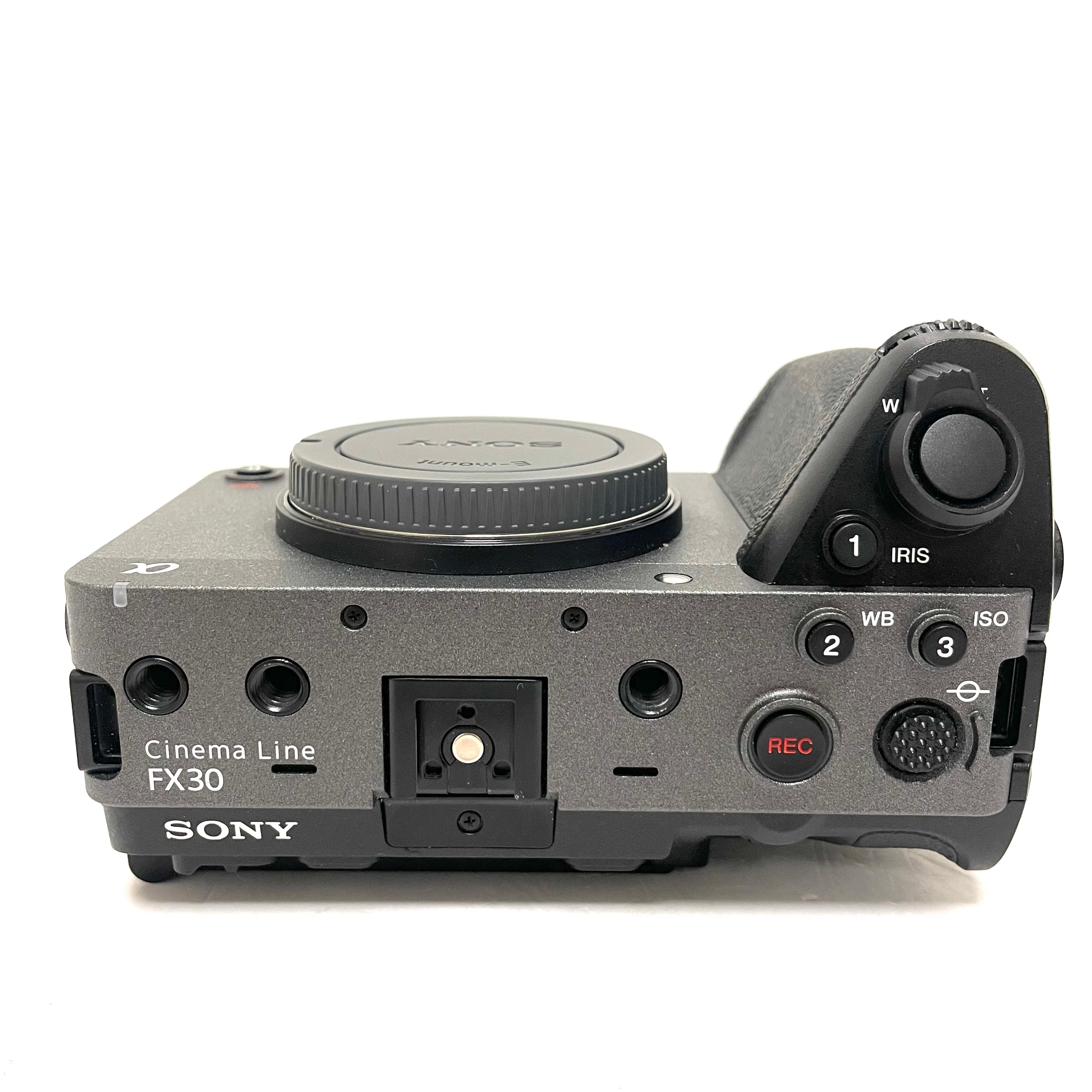 Sony Cinema Line ILME-FX30 + Impugnatura XLR (ILMEFX30) usato Garanzia Sony
