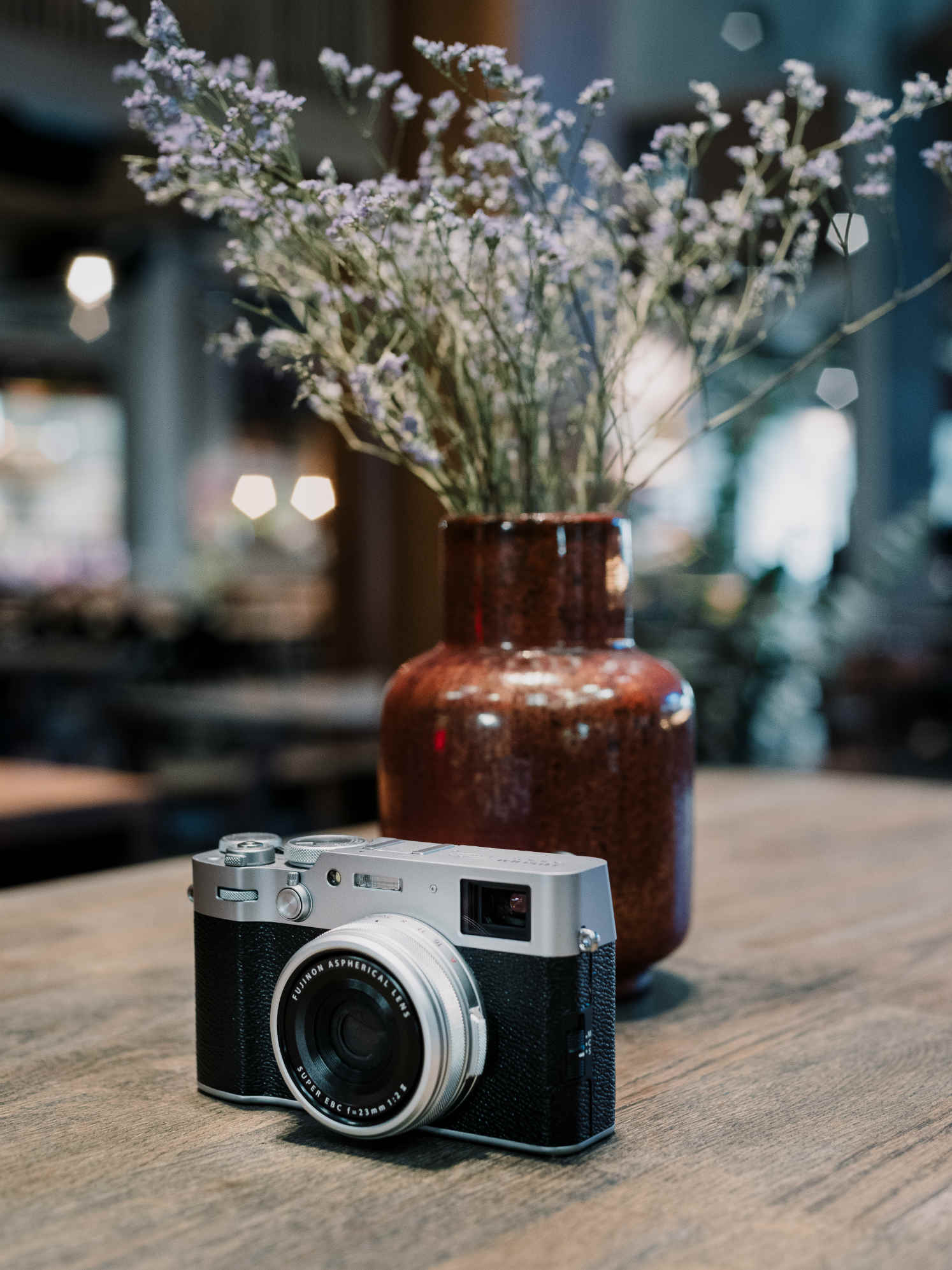 FUJIFILM X100VI SILVER - Gar. Fujifilm Italia -Cine Sud è da 48 anni sul mercato! 16821793 x-100vi