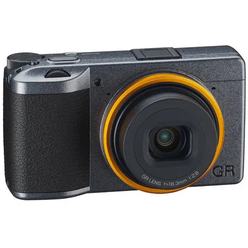Ricoh GR III Street Edition ++DB110+GC-11 - Garanzia Fowa 4 anni - Cine Sud è da 47 anni sul mercato! X11040