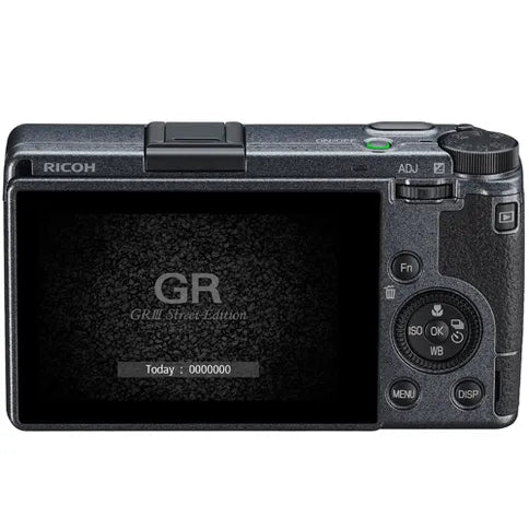 Ricoh GR III Street Edition ++DB110+GC-11 - Garanzia Fowa 4 anni - Cine Sud è da 47 anni sul mercato! X11040