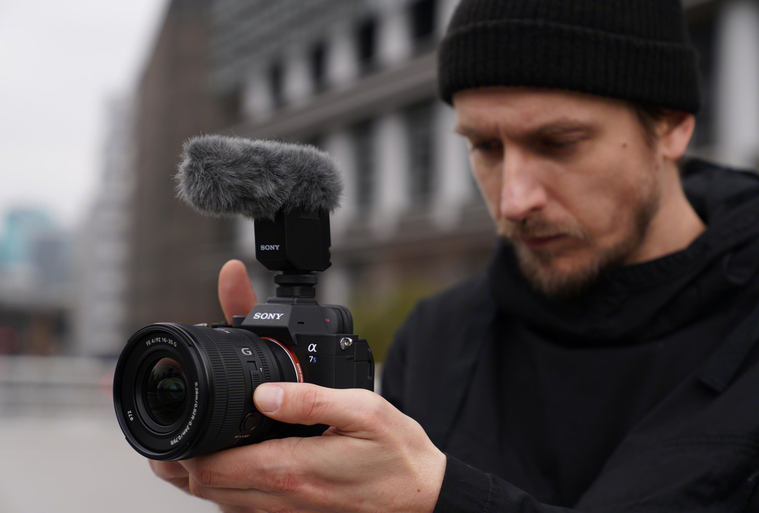 Sony 16-35mm F4 G Full-frame Power Zoom E-mount - Garanzia 2+1 anni Sony Italia - Cine Sud è  da 48 anni sul mercato! SELP1635G.SYX