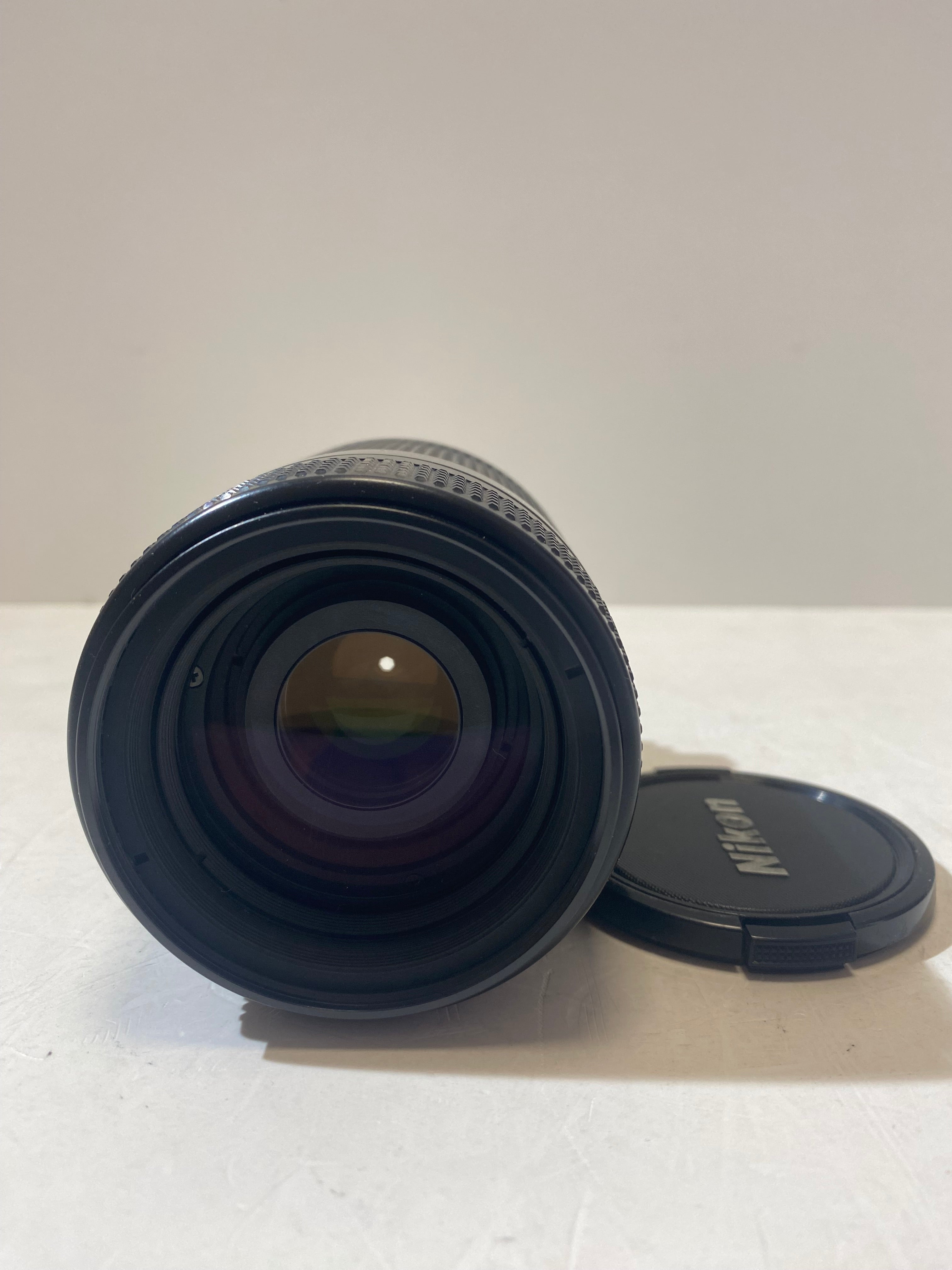 Nikon AF 70-210mm manuale 1:4-5.6 D usato