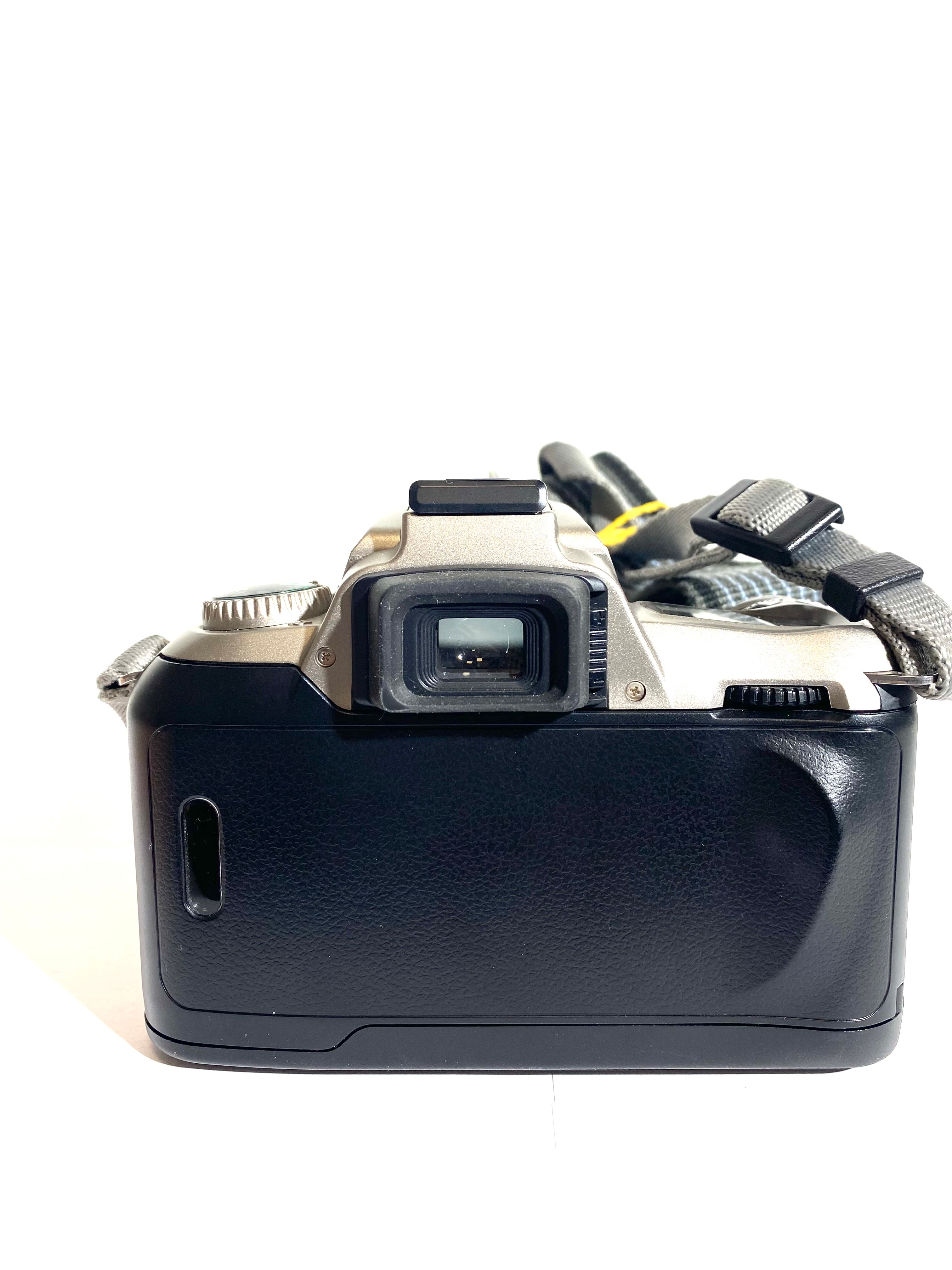 Nikon F55 + 28/80mm 1:3.3-5.6 G usato