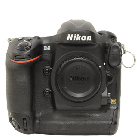 Nikon D4 Body - Garanzia 1 anno - Usato