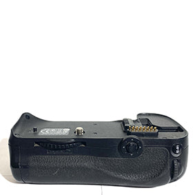Nikon MB-D10 usato