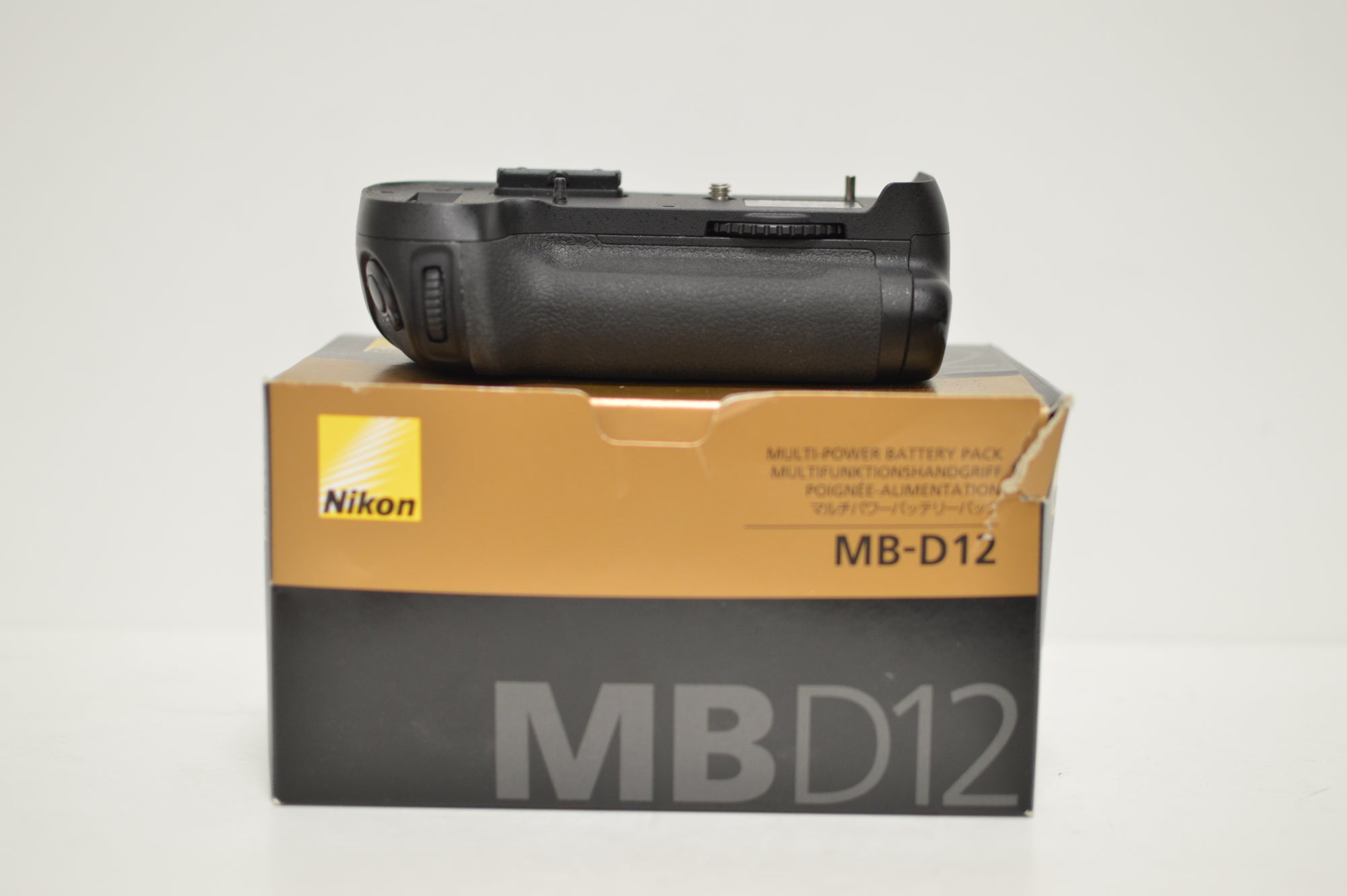 MB-D12 - Usato Garanzia 1 Anno