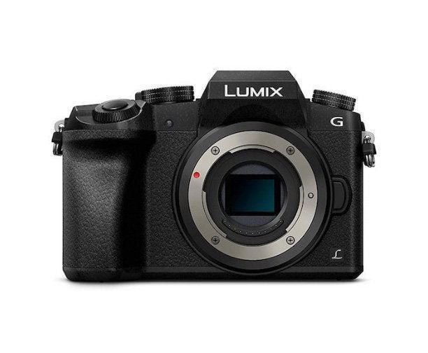 Lumix G90